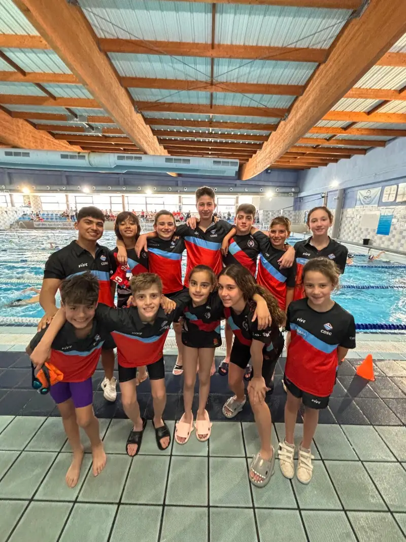 Escuela de natación infantil en Granada